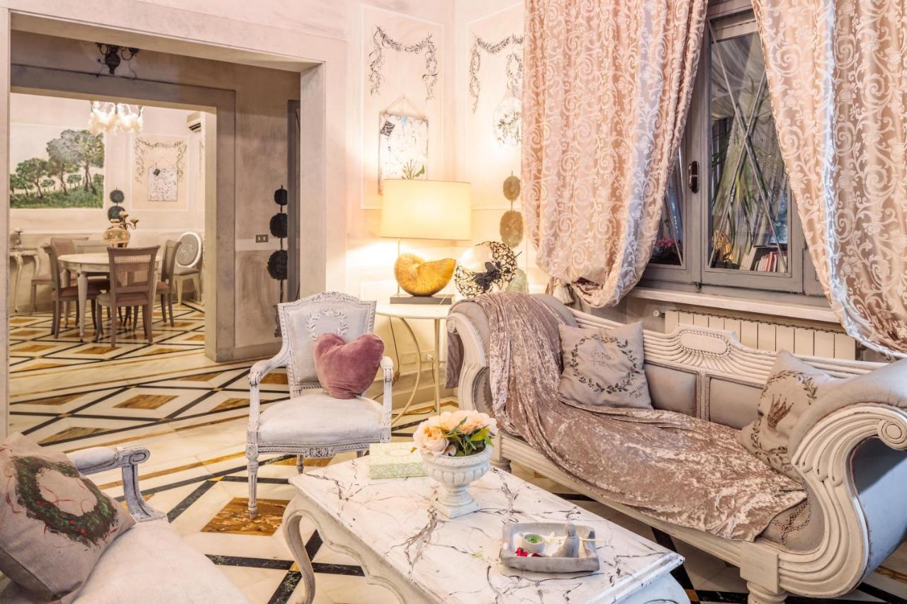 Hotel Luciana Марина ди Маса Екстериор снимка